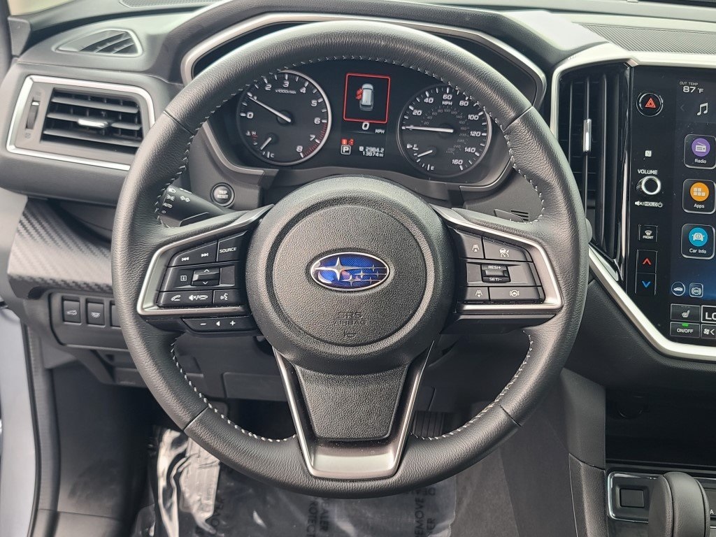 2024 Subaru Ascent Premium photo 17