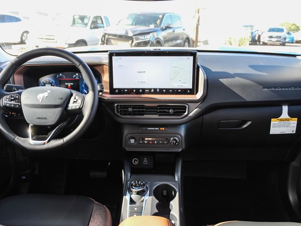 2025 Ford Bronco Sport Outer Banks photo 12