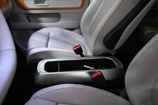 2025 Volkswagen ID. Buzz photo 22