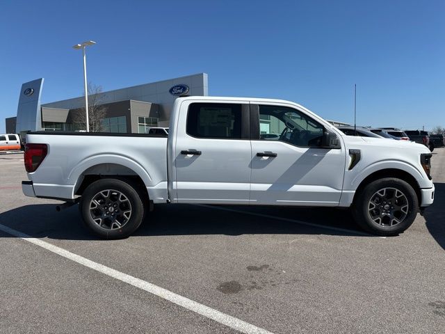 2025 Ford F-150 STX photo 9