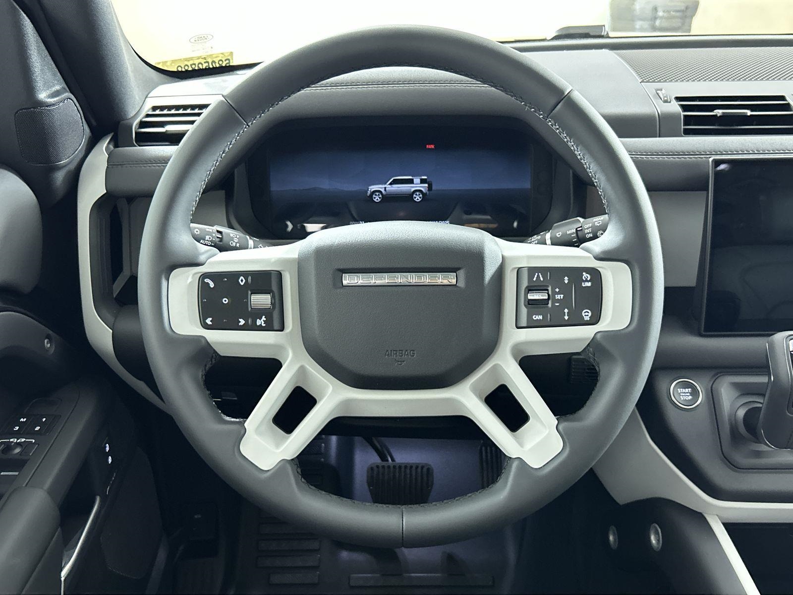 2025 Land Rover Defender 110 S photo 11