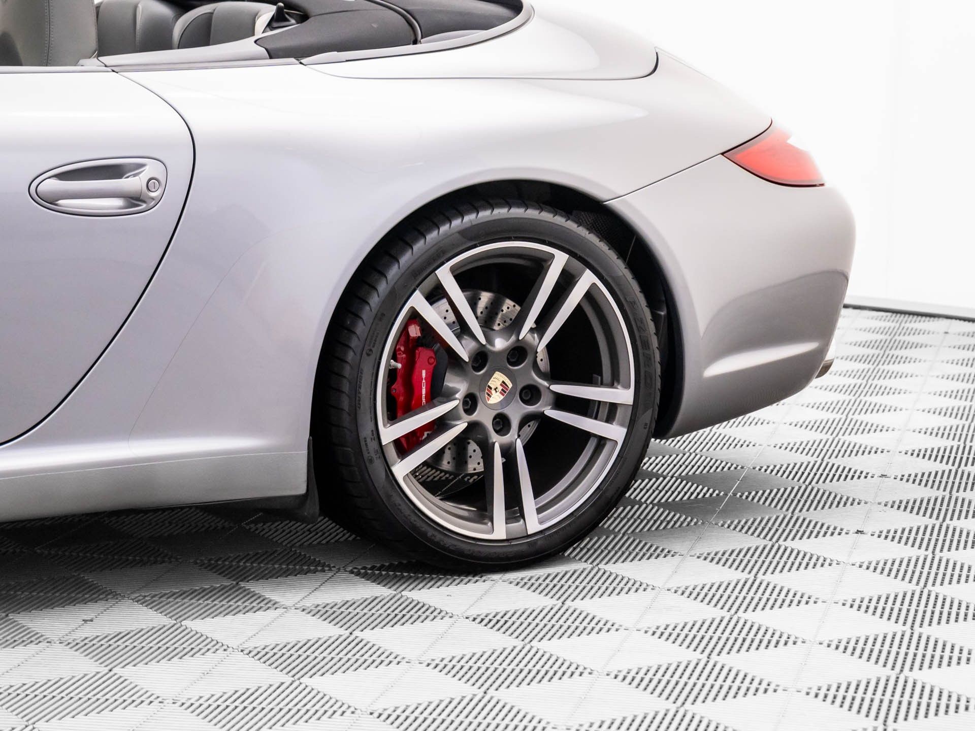 2012 Porsche 911 S Cabriolet photo 36