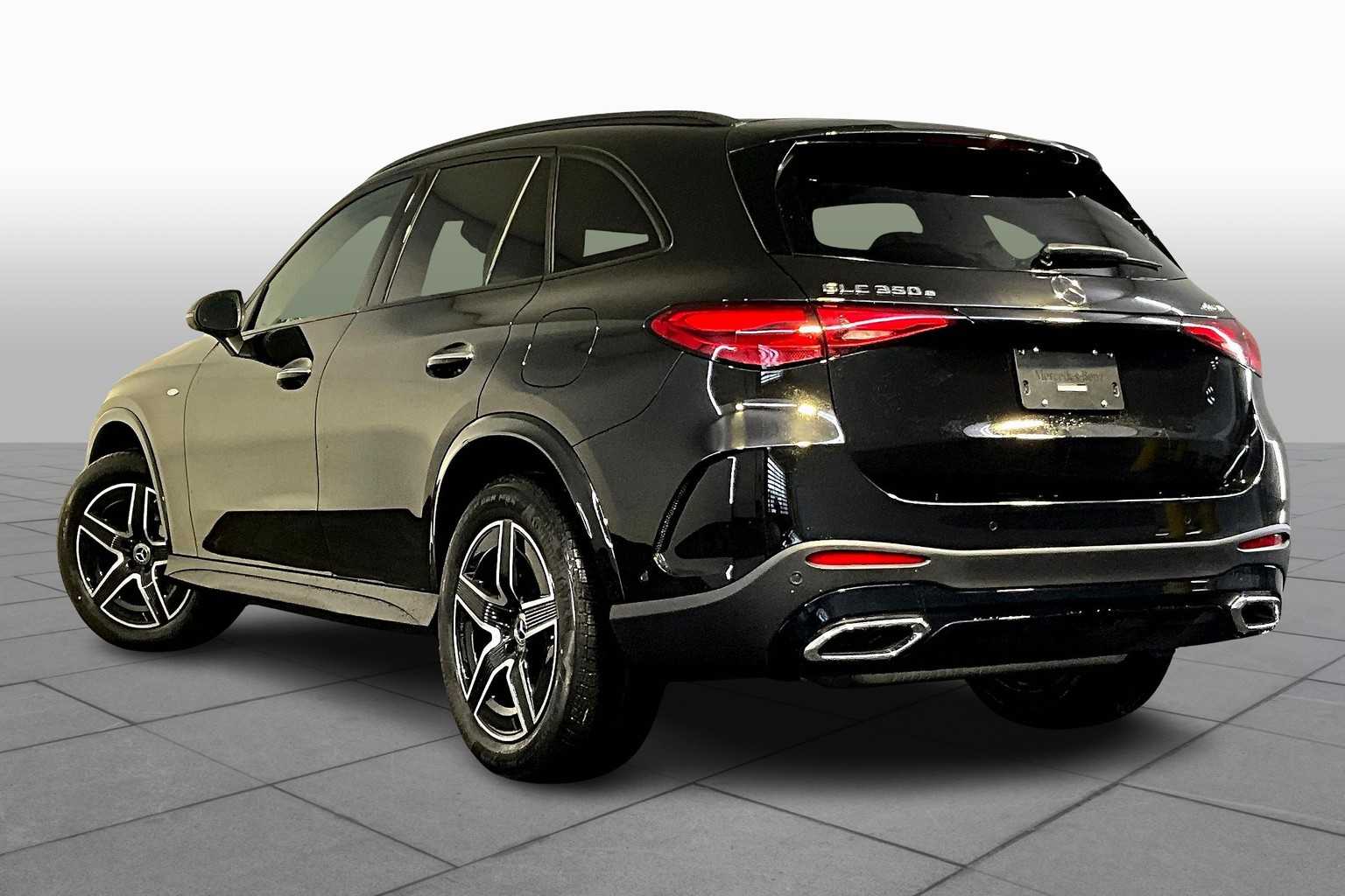 2025 Mercedes Benz GLC 350e 4MATIC photo 3