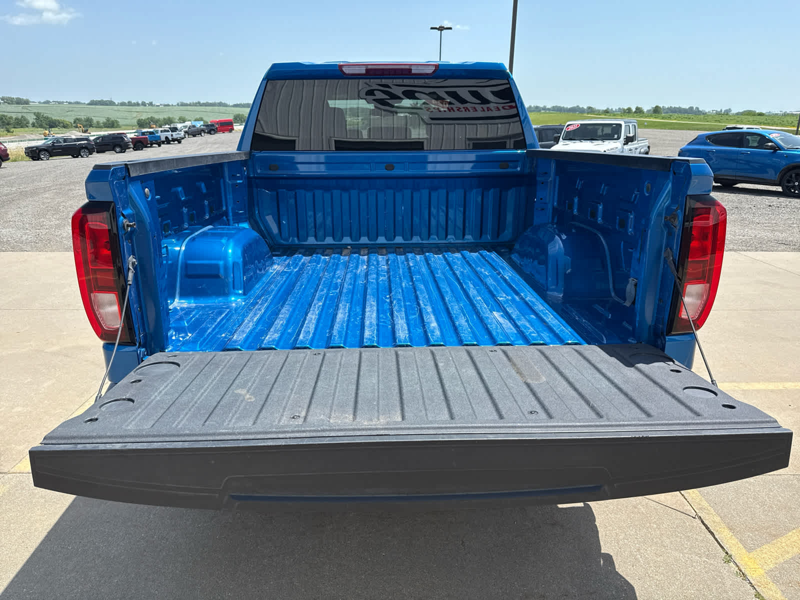 2024 Gmc Sierra 1500 Elevation photo 12