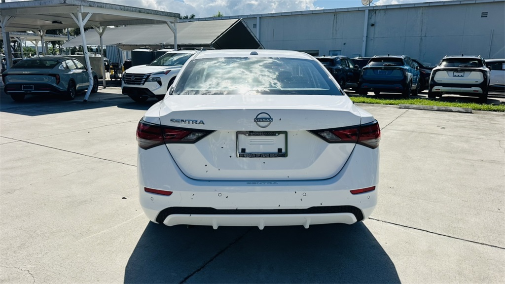 2025 Nissan Sentra SV photo 6