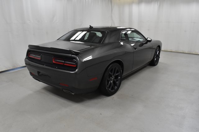 2023 Dodge Challenger R/T photo 4