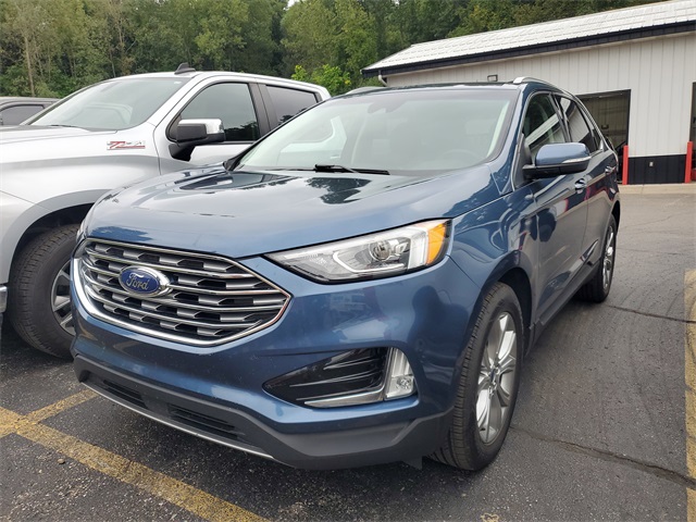 2019 Ford Edge Titanium photo 4