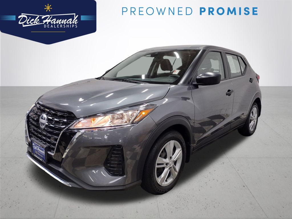 2024 Nissan Kicks S's photo