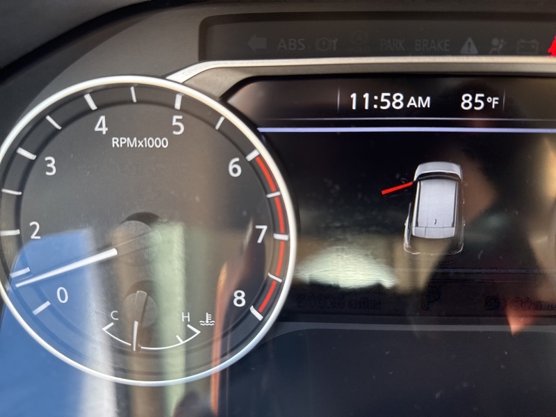 2022 Nissan Rogue SV photo 30