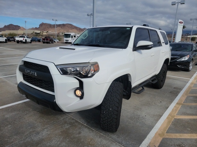 2018 Toyota 4Runner Off-Road's photo
