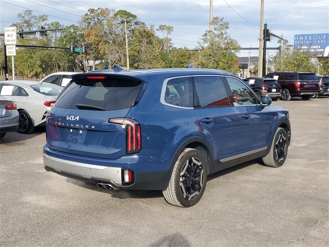 2024 Kia Telluride EX X-Line photo 3