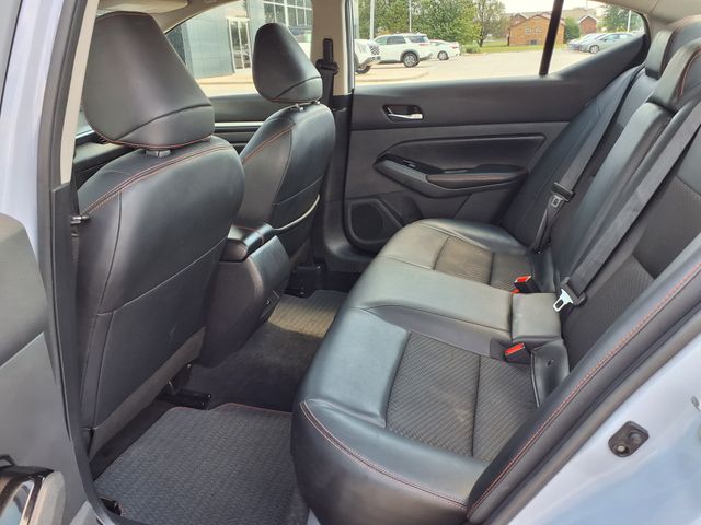 2024 Nissan Altima 2.5 SR photo 8