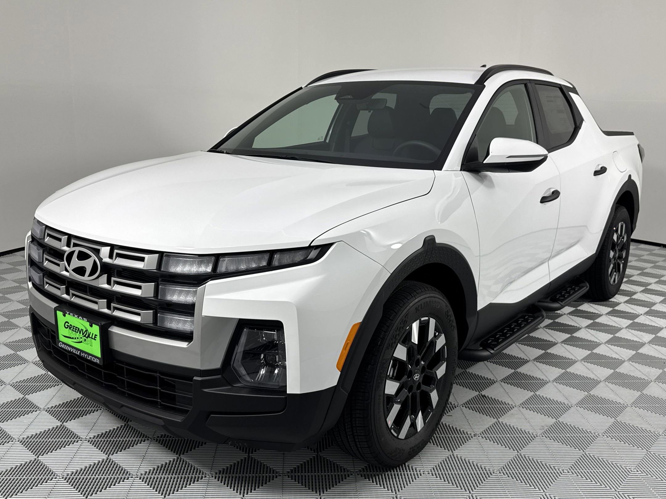 2026 Hyundai Santa Cruz SEL photo 2