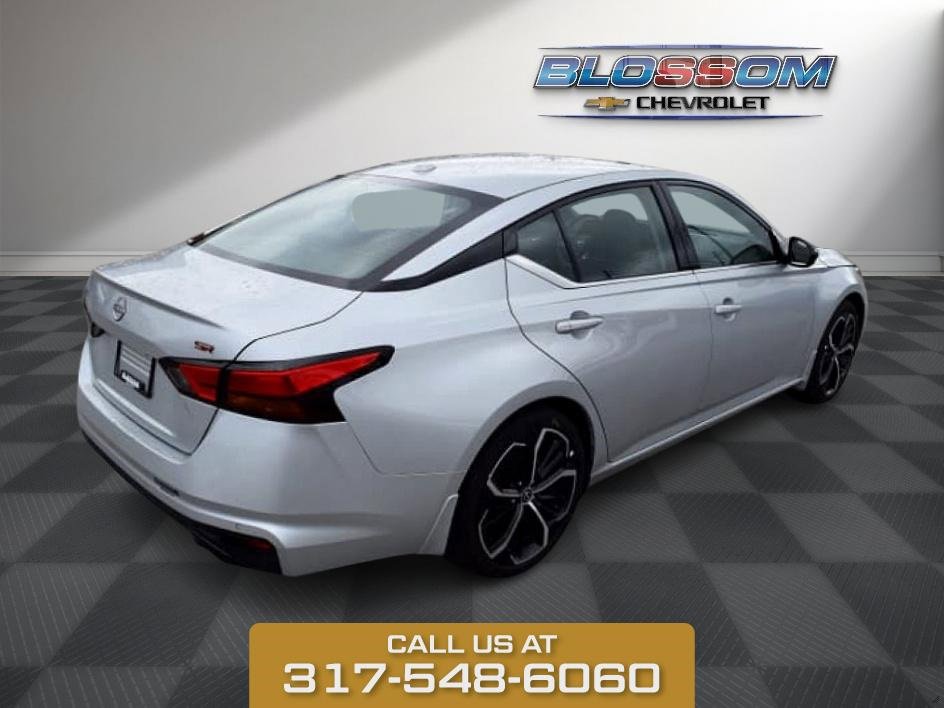 2024 Nissan Altima 2.5 SR photo 7