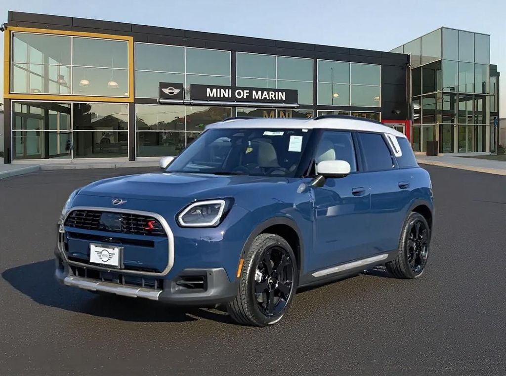 2026 MINI Countryman S's photo