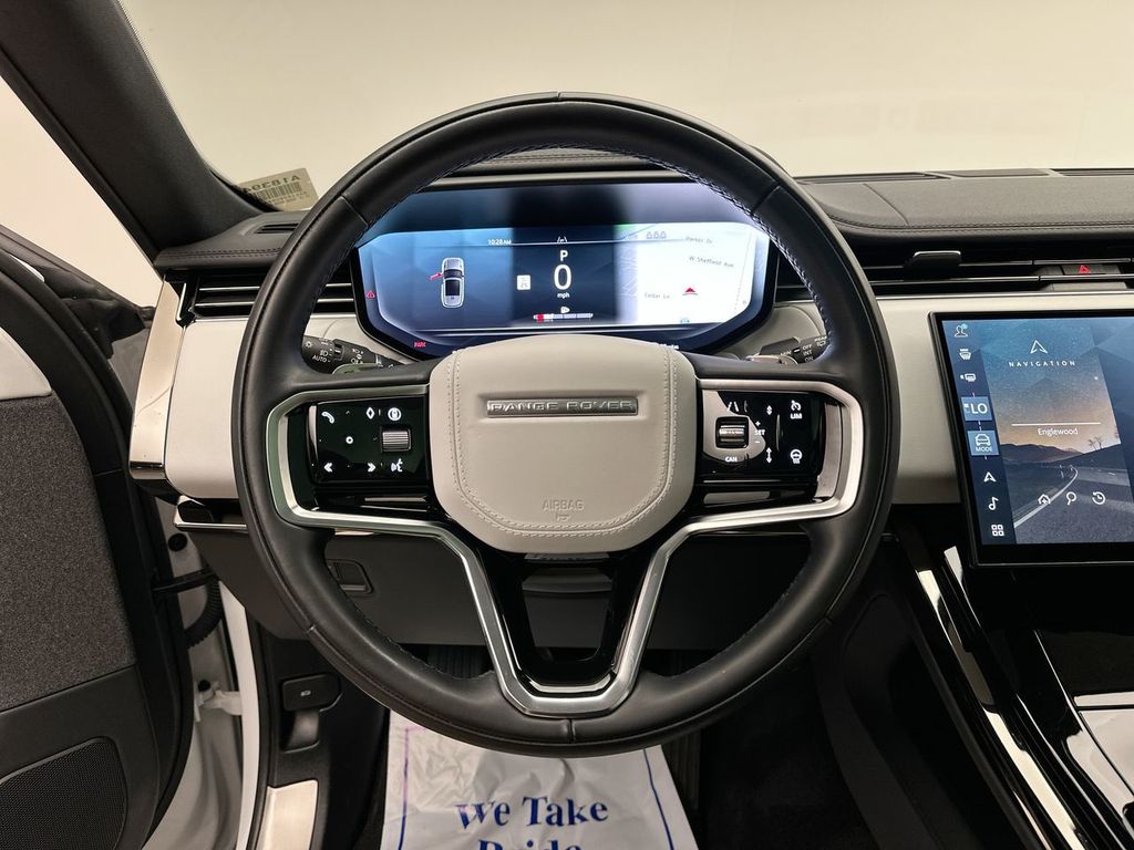 2024 Land Rover Range Rover Sport SE photo 17