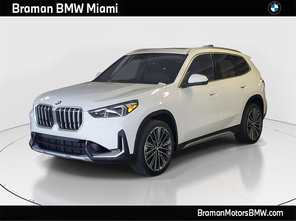 2026 BMW X1 28i's photo