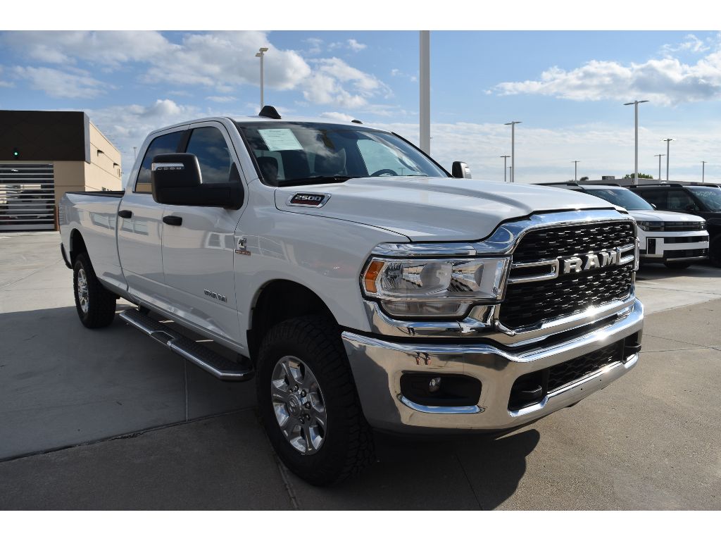 2024 Ram 2500 Big Horn photo 2
