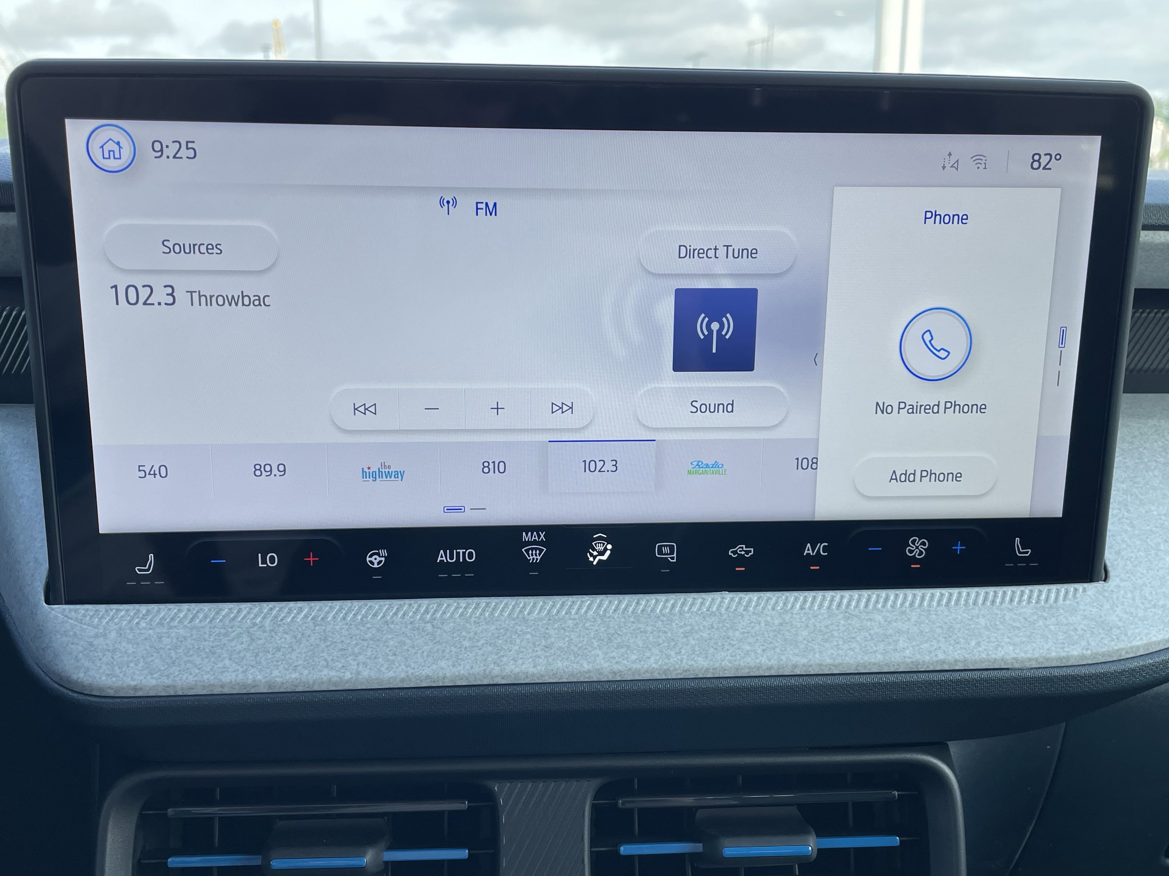 2025 Ford Maverick XLT photo 4