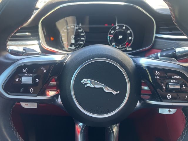 2021 Jaguar F-PACE SVR photo 11