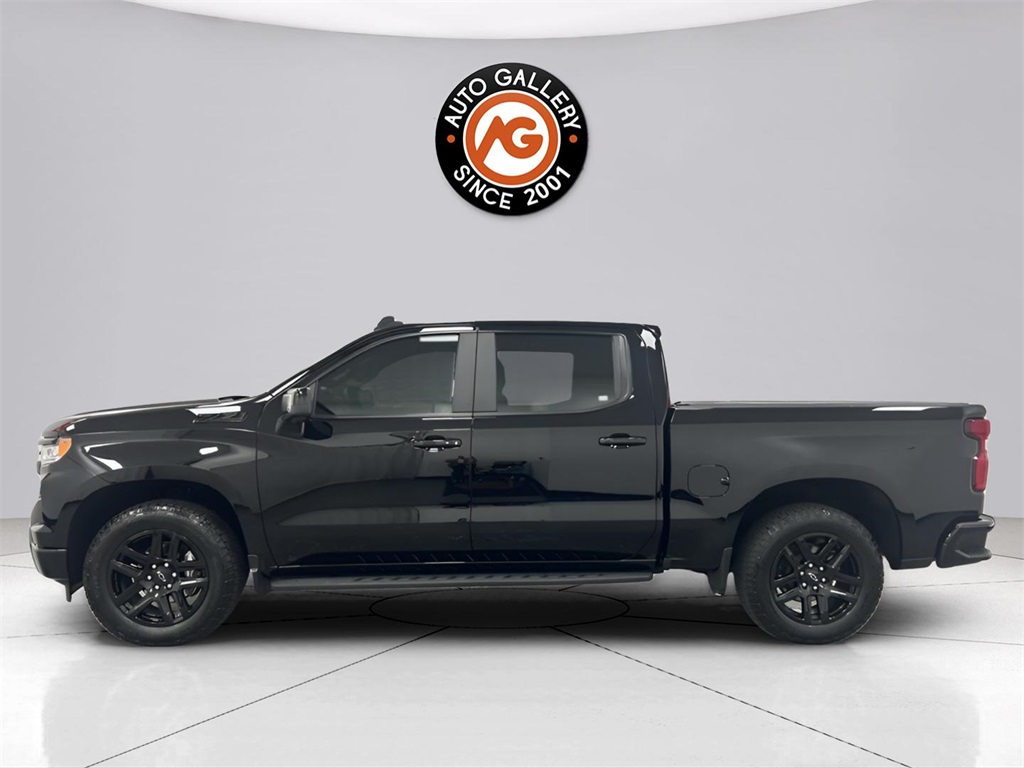 2023 Chevrolet Silverado 1500 RST photo 3