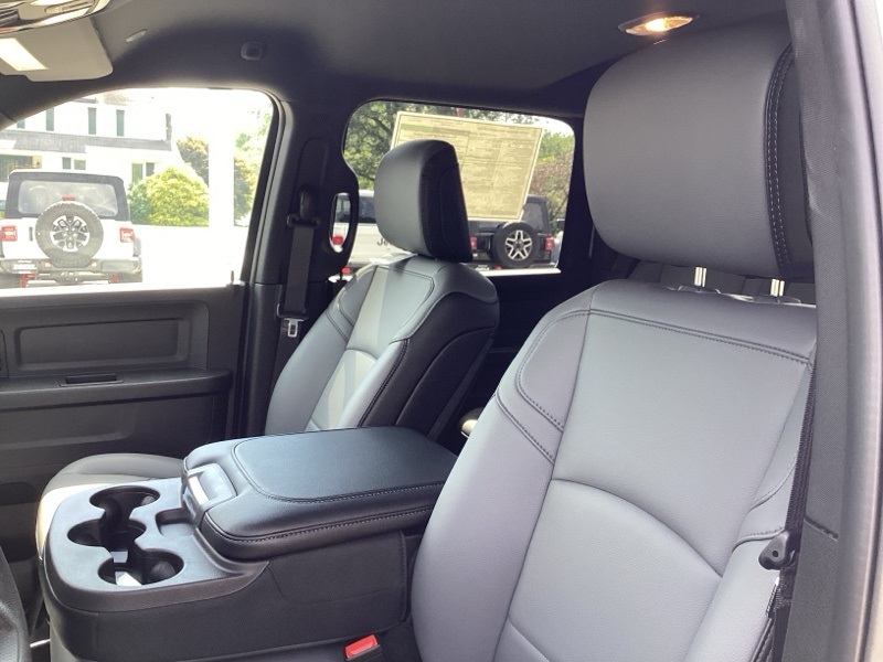 2026 Ram 2500 Tradesman photo 19