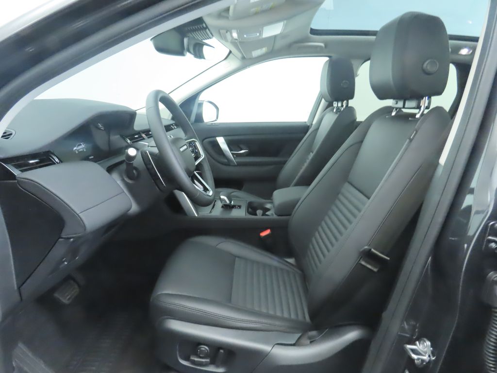 2025 Land Rover Discovery Sport S photo 13