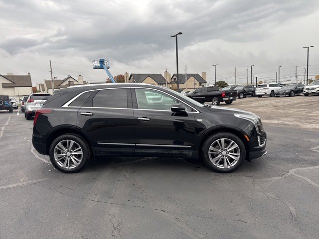 2024 Cadillac XT5 Premium Luxury photo 2