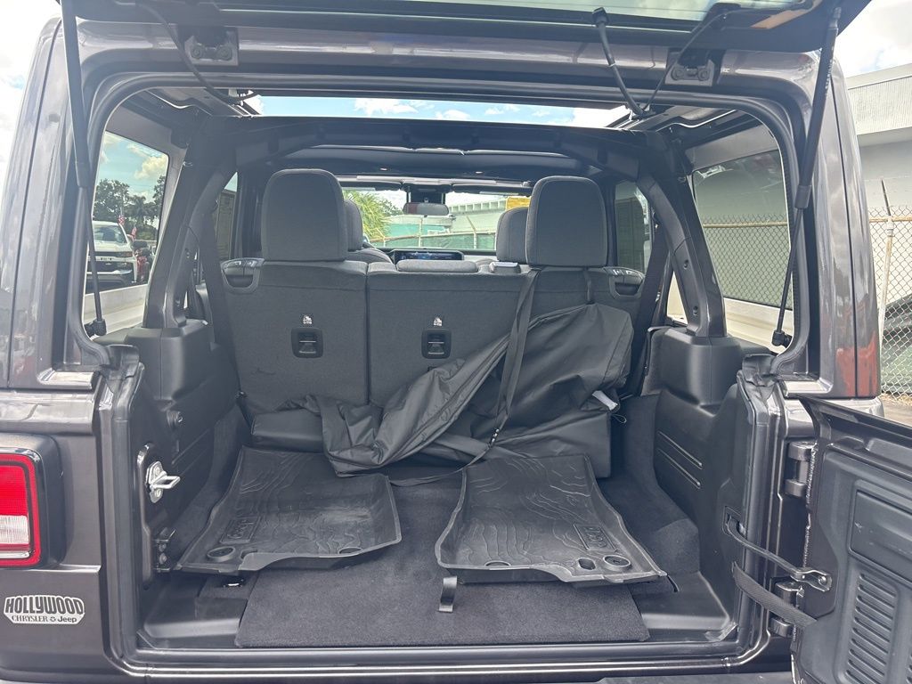 2025 Jeep Wrangler Sport S photo 30