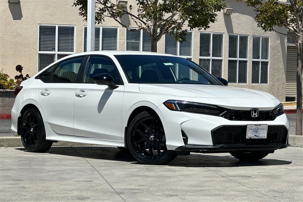 2025 Honda Civic Sport photo 2
