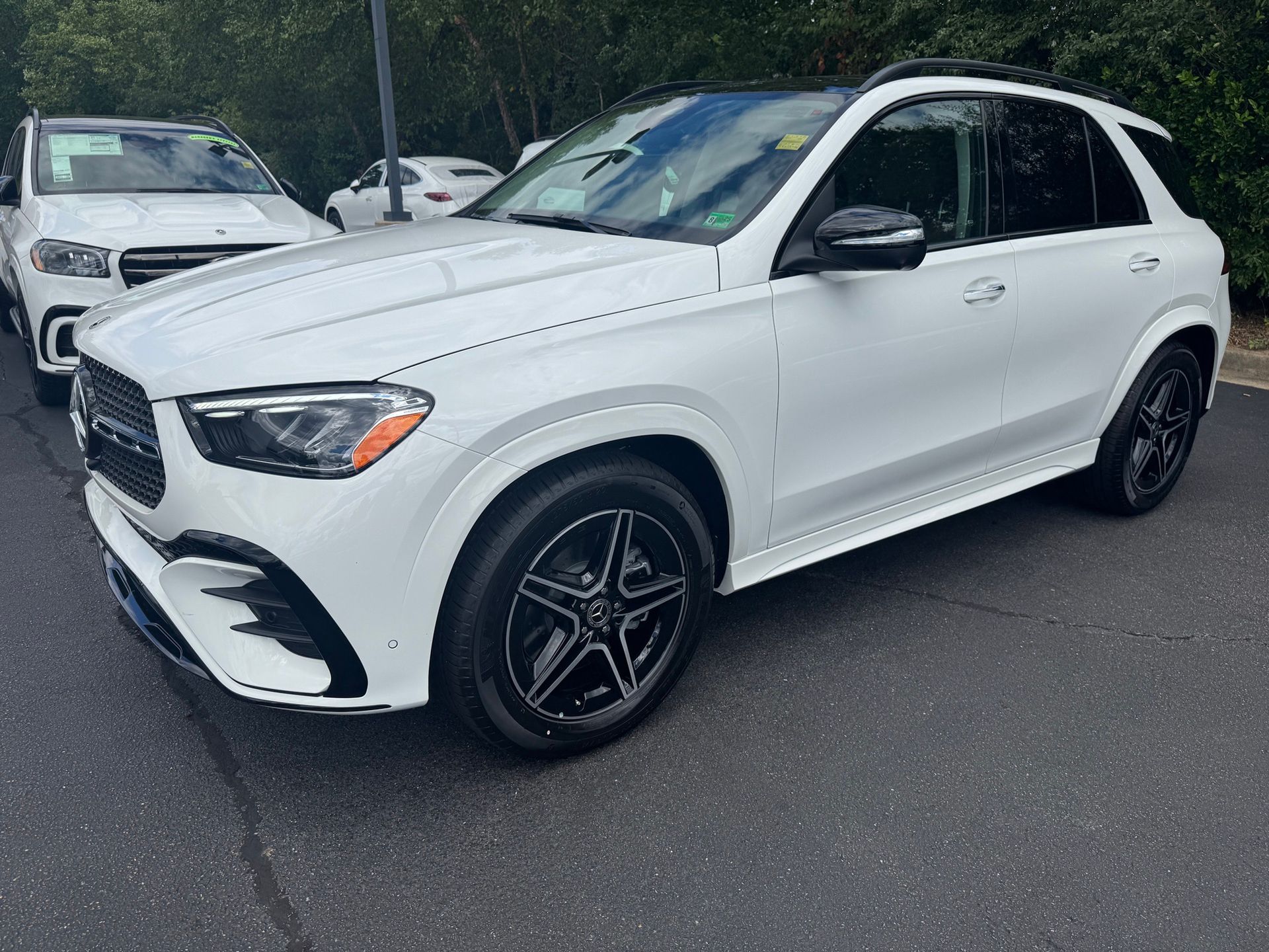 2026 Mercedes Benz GLE 350 4MATIC photo 2