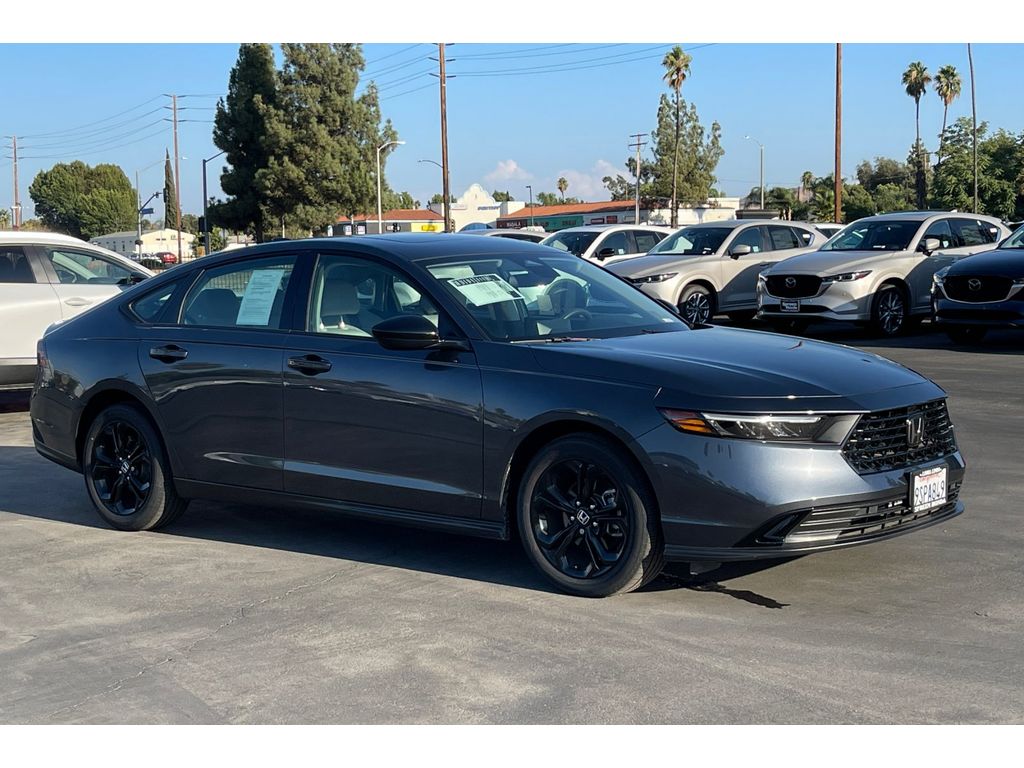 2025 Honda Accord 1.5T SE photo 8