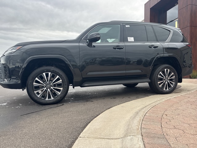 2025 Lexus LX 600 Premium photo 15