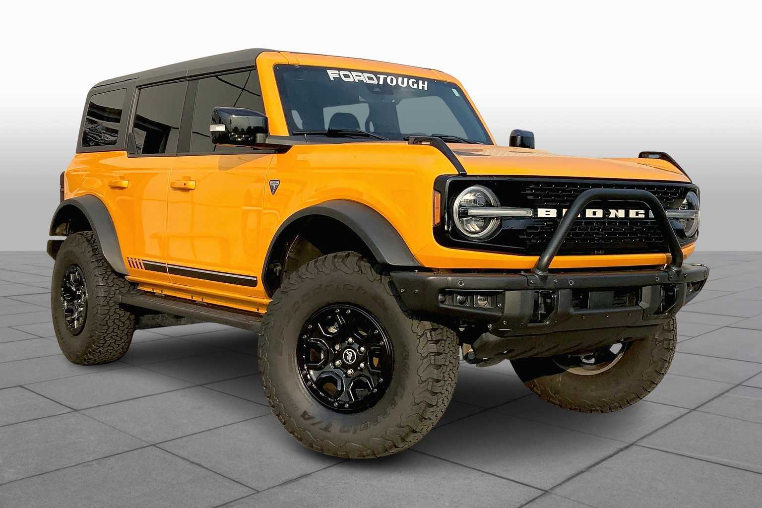 2021 Ford Bronco First Edition photo 4