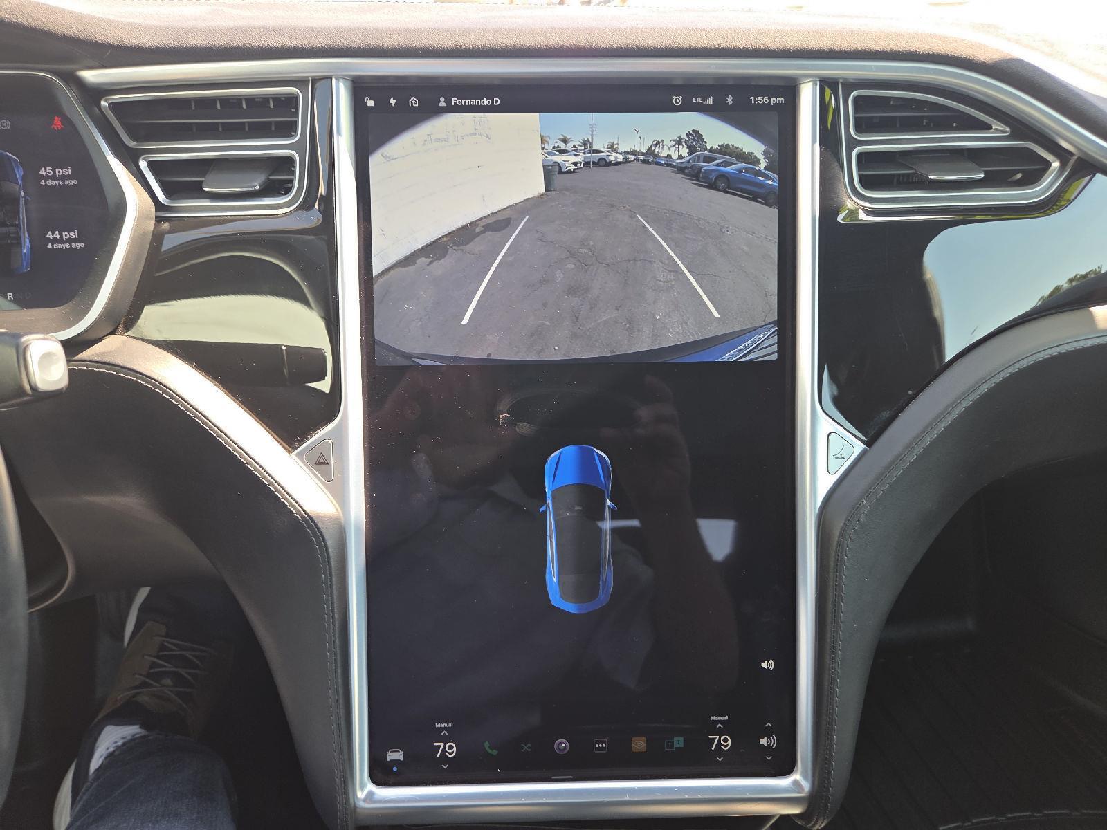 2016 Tesla Model S 70D photo 13