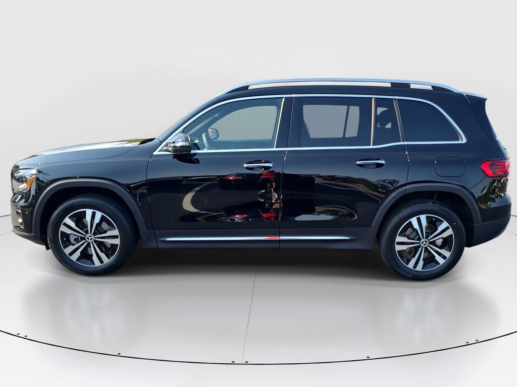 2025 Mercedes Benz GLB 250 photo 8