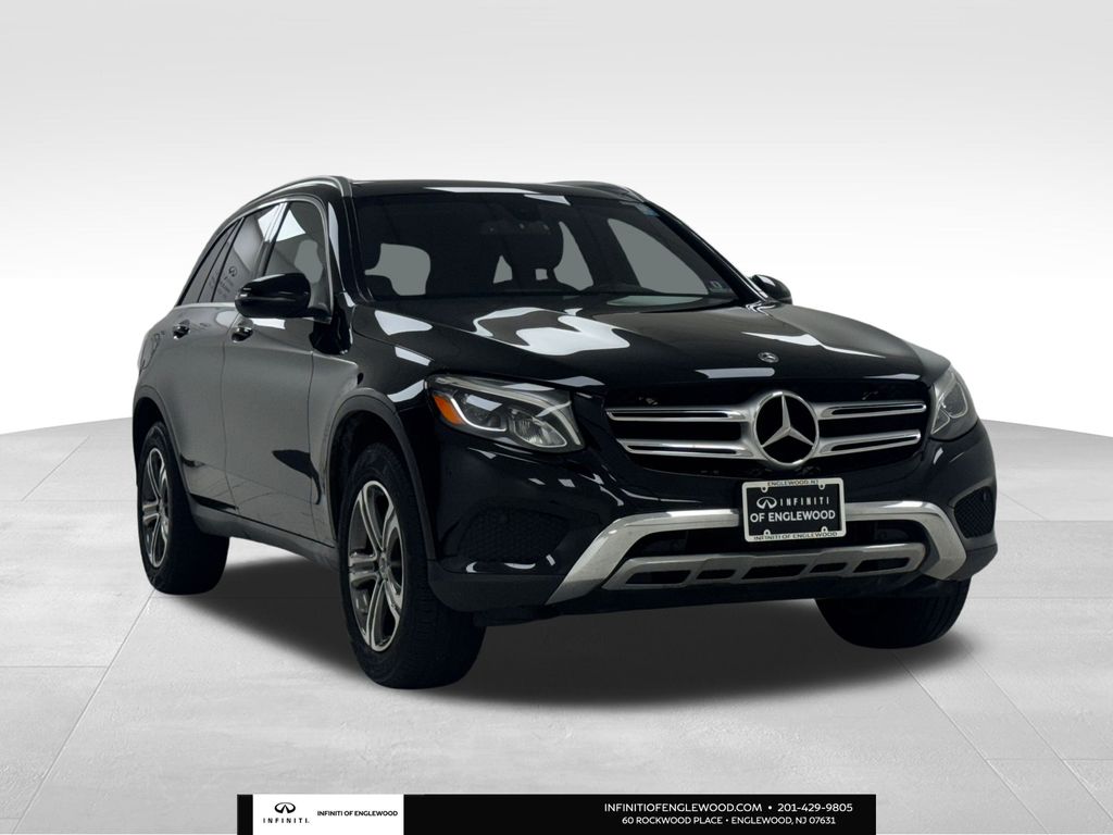 2019 Mercedes-Benz GLC GLC300's photo