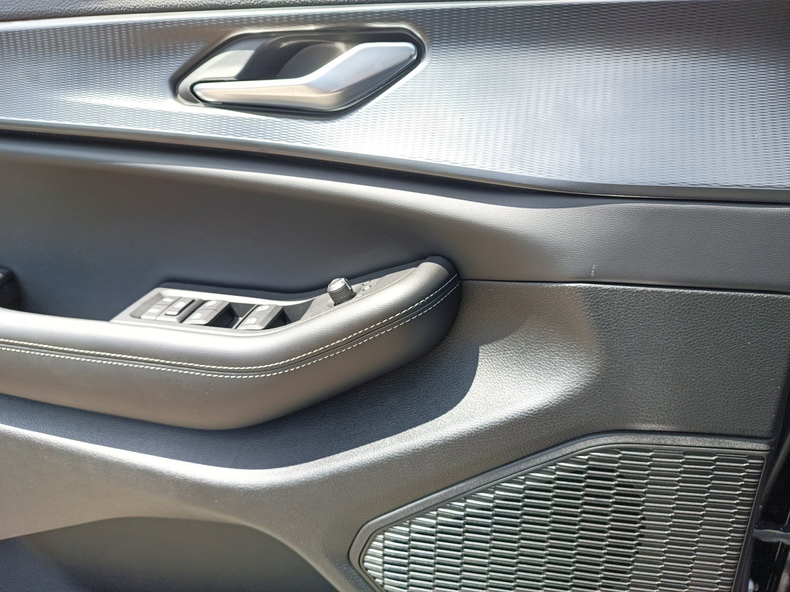2025 Jeep Grand Cherokee Laredo X photo 17
