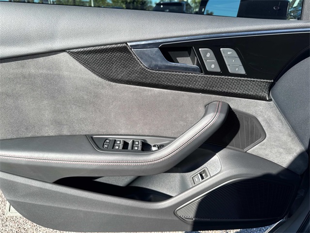 2022 Audi S4 Base Premium Plus photo 4