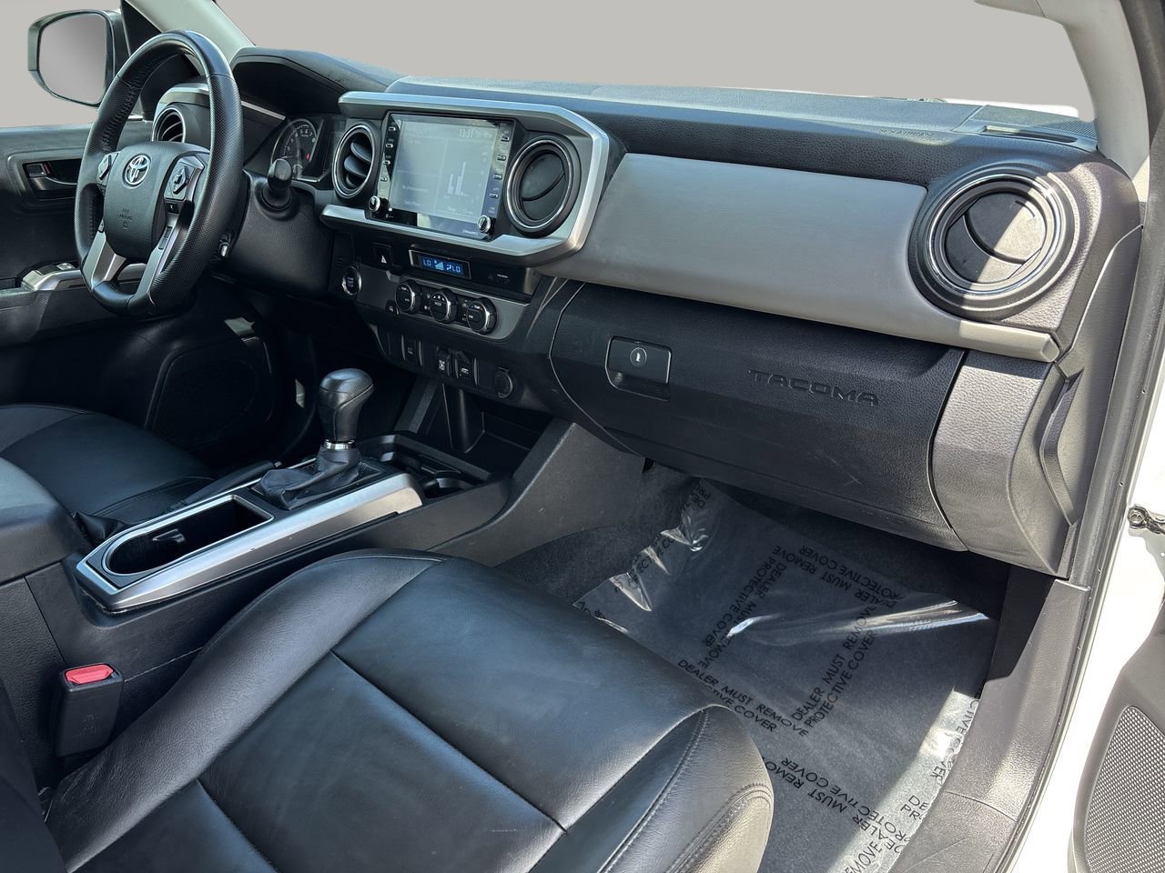 2023 Toyota Tacoma SR5 photo 12