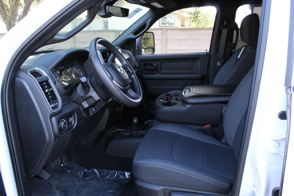 2024 Ram 2500 Tradesman photo 6