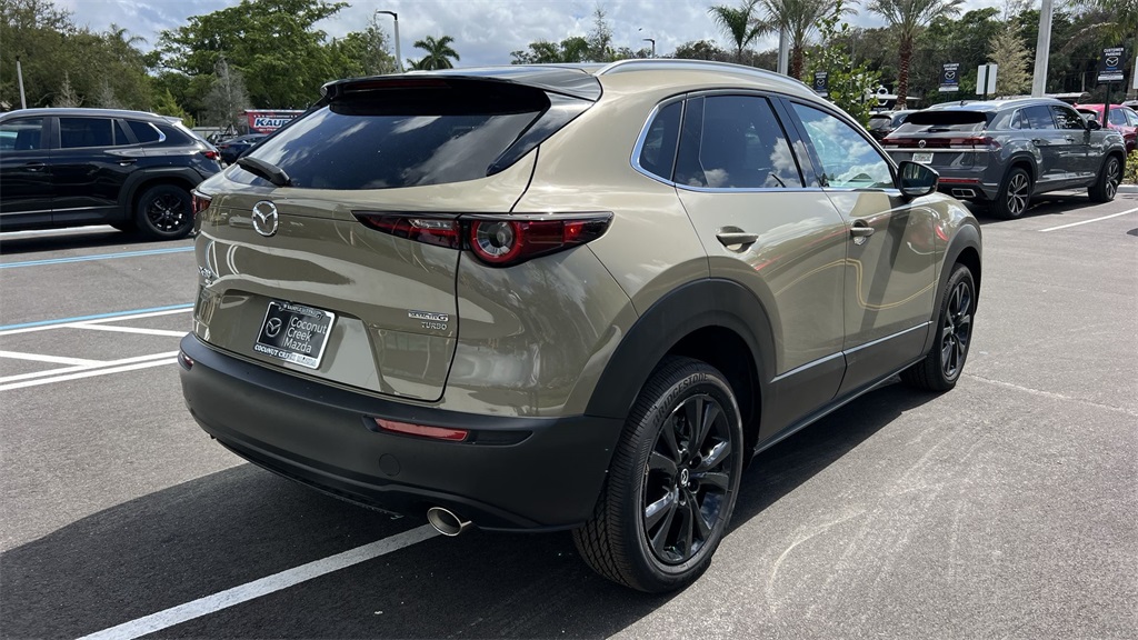 2024 Mazda CX-30 2.5 Turbo Carbon photo 2
