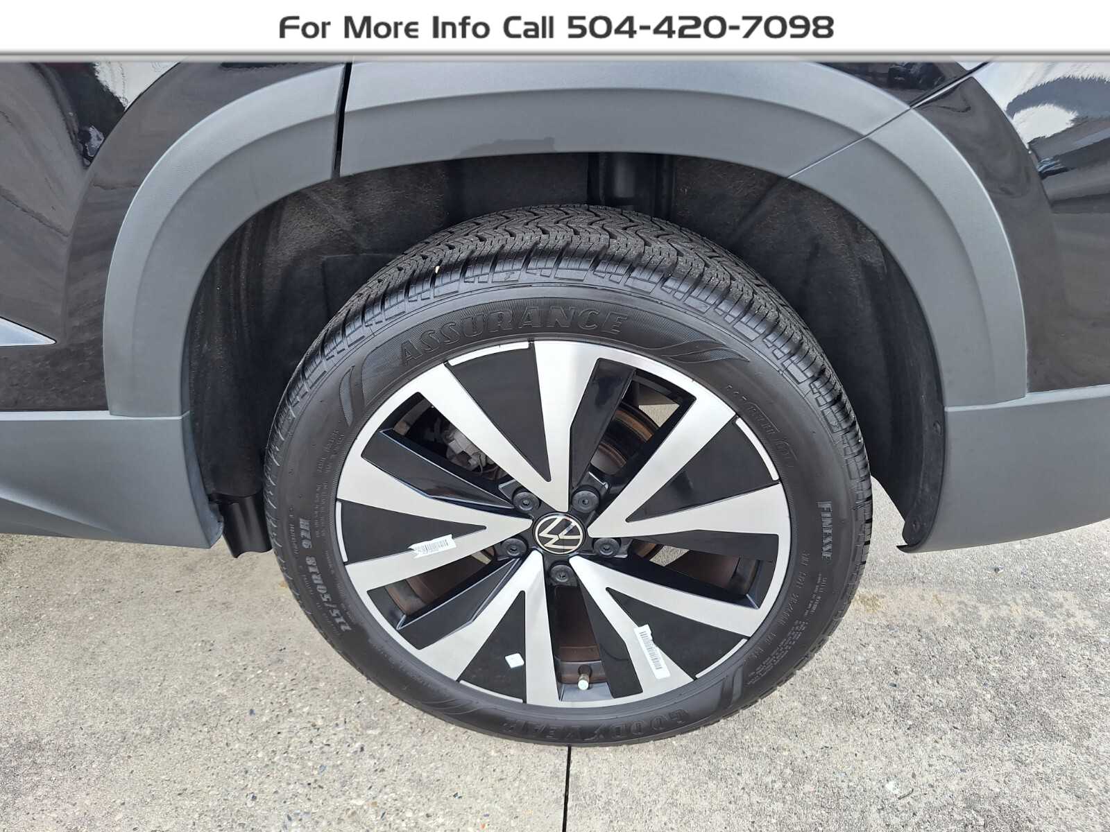 2024 Volkswagen Taos SE photo 22