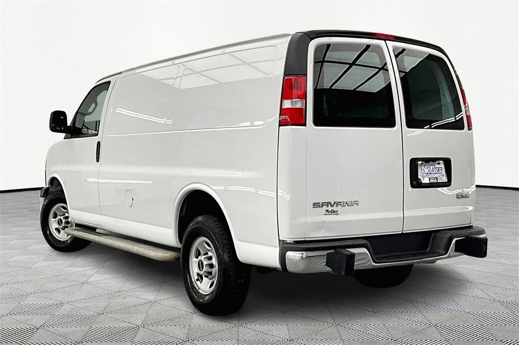 2023 Gmc Savana 2500 Cargo photo 4