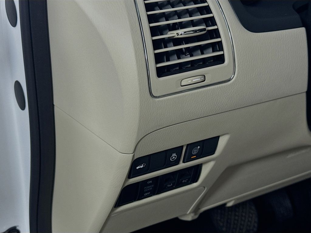 2024 Infiniti QX80 Sensory photo 10