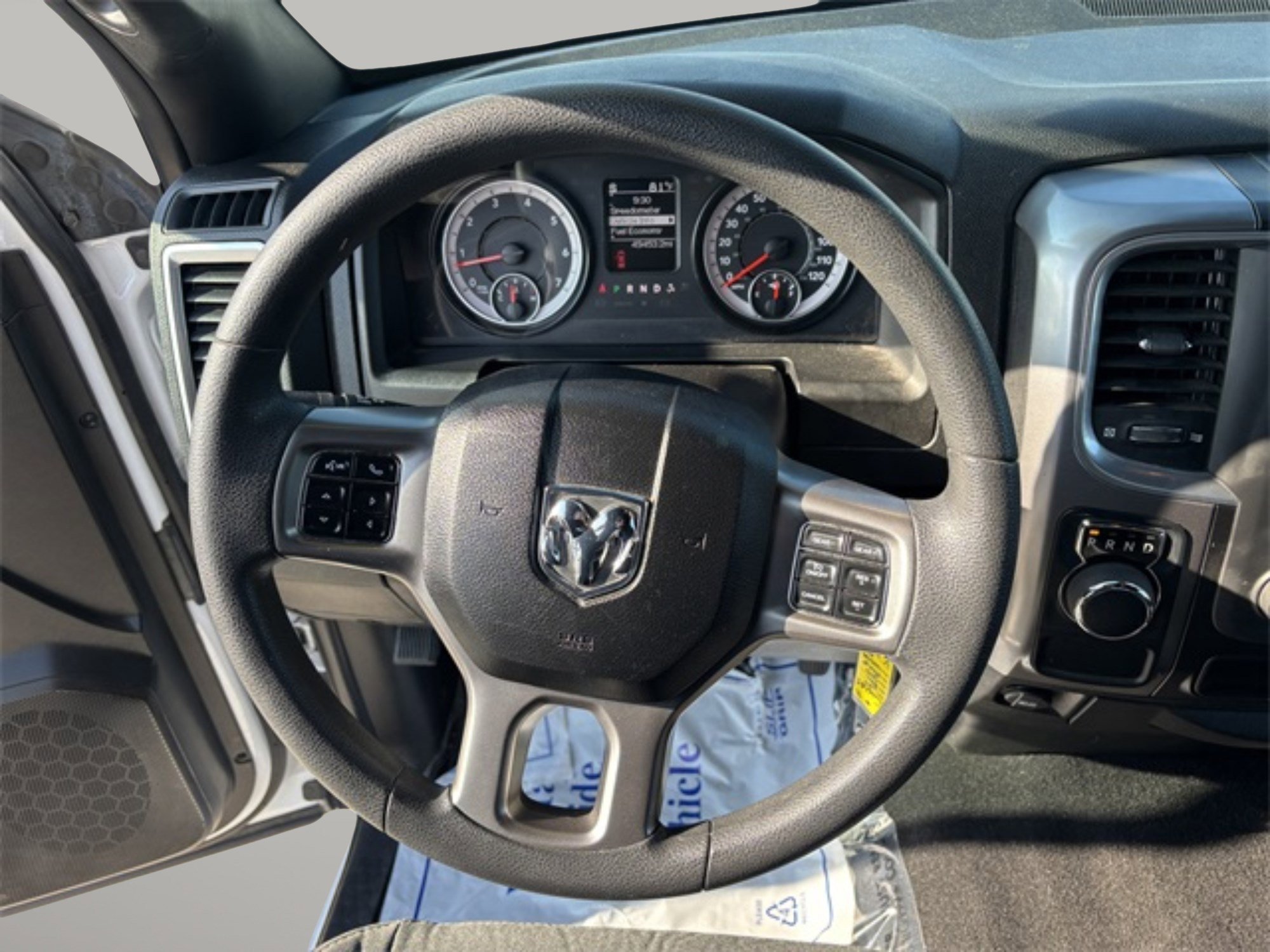 2024 Ram 1500 SLT Warlock photo 16