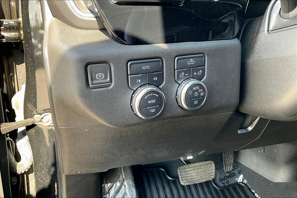 2024 Gmc Sierra 1500 Elevation photo 23