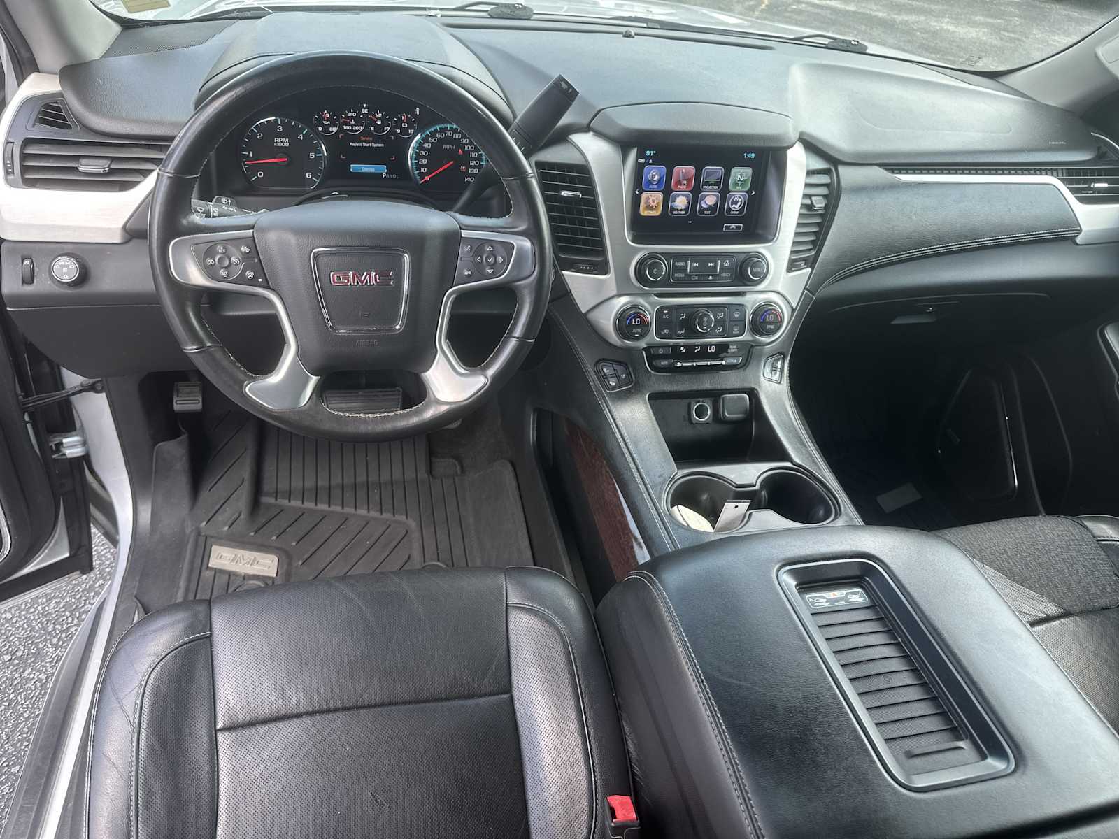 2017 Gmc Yukon SLT photo 12