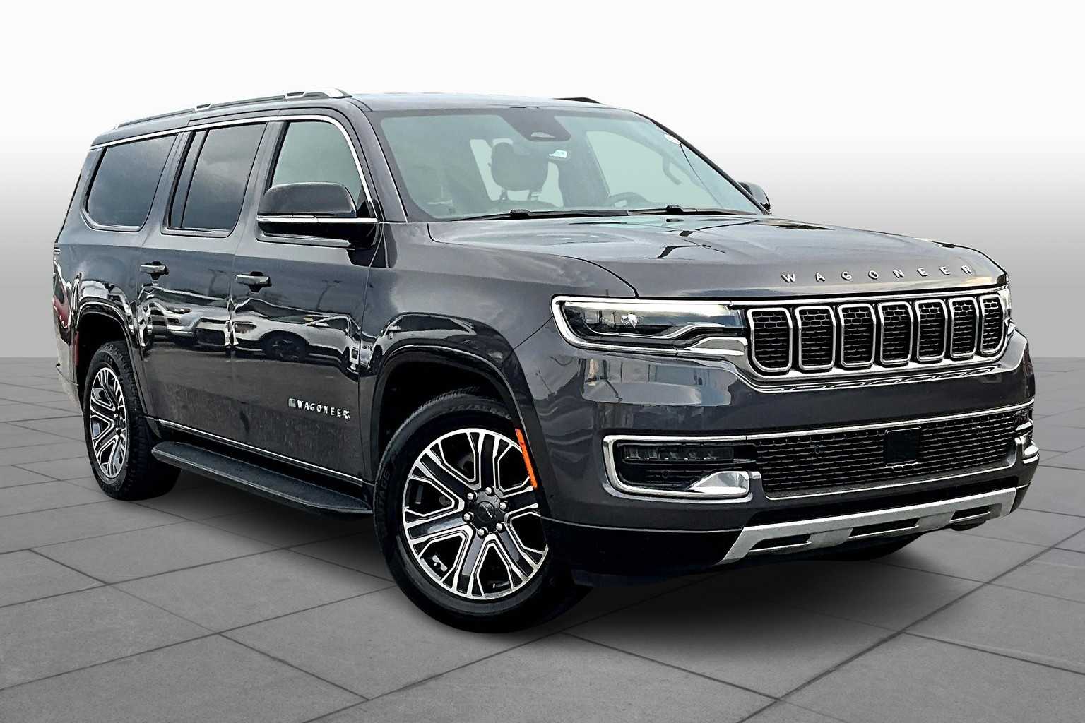2023 Jeep Wagoneer L Series II photo 2