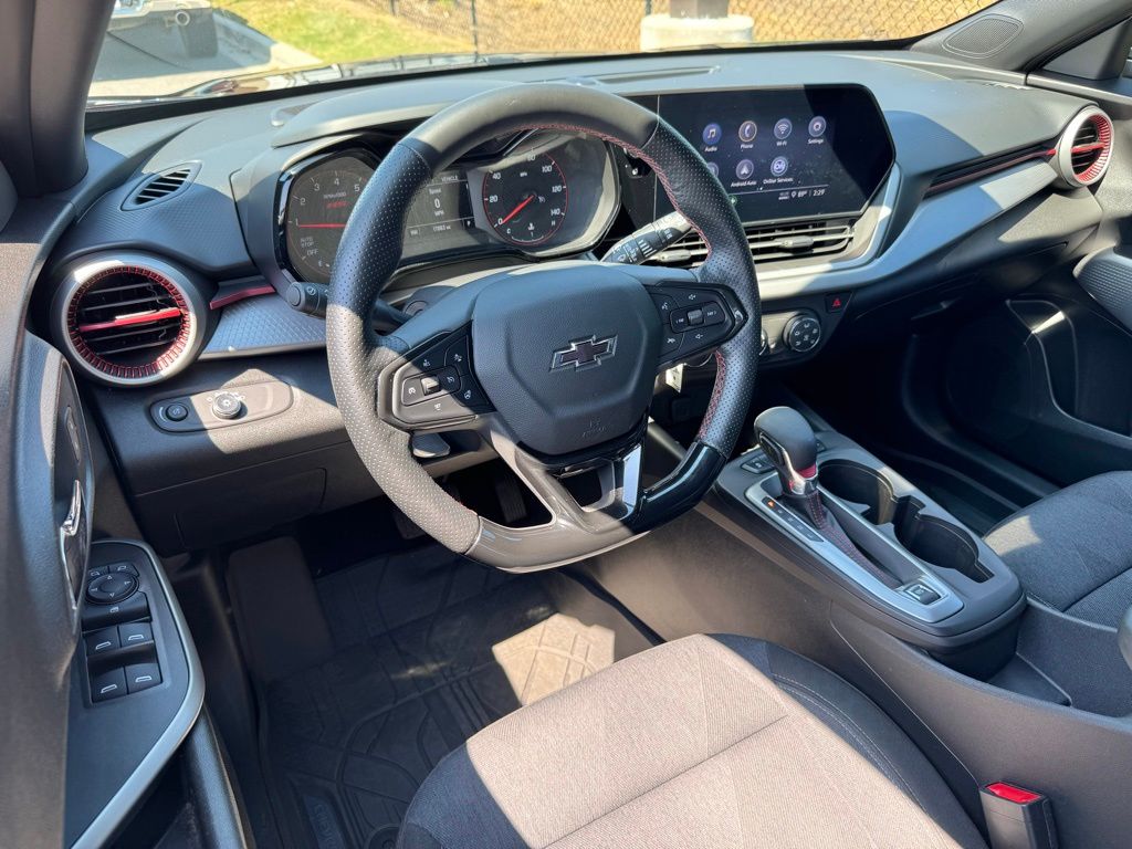 2024 Chevrolet Trax photo 11